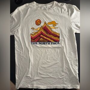 North Face - Short Sleeve Shirt - Large